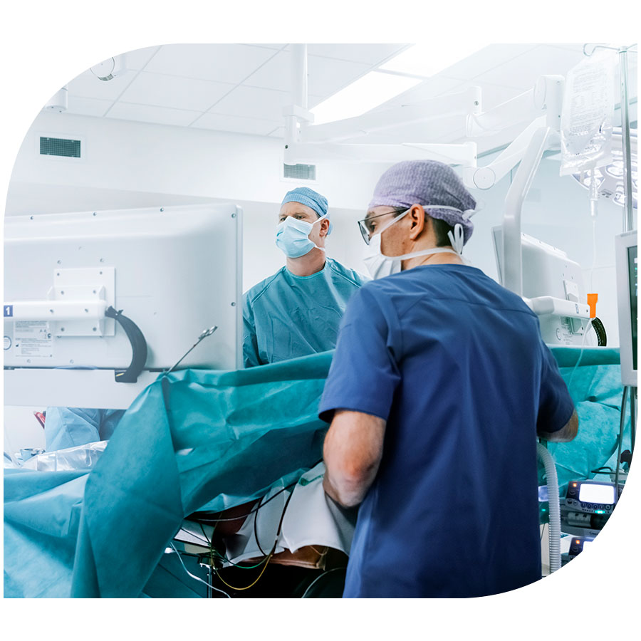 Two surgeons operating in the OR 